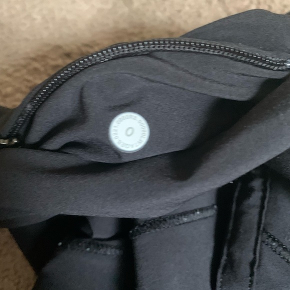 Lululemon Black High Rise Shorts - Picture 3 of 3